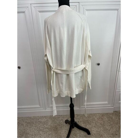 White Cream Cardigan Size XS-L - Picture 6 of 8